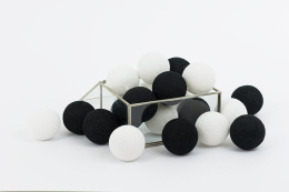 Cotton Balls Black and White 50L