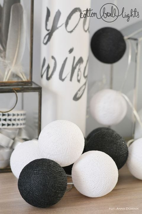 Cotton Balls Black&White 10L Cotton Balls Black&White 10L