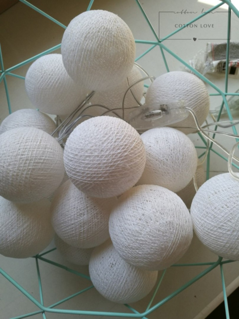Cotton balls ALL WHITE II gat - 20 lampek Cotton balls ALL WHITE II gat - 20 lampek