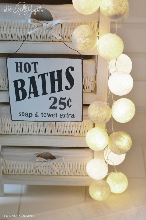Cotton Balls White Glow 10L Cotton Balls White Glow 10L