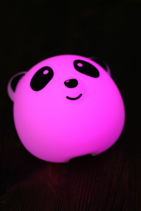 Lampka ścienna PUFI Panda z pilotem Lampka ścienna PUFI Panda z pilotem